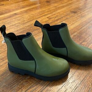 Native Kensington Treklite Chelsea Boot size 1